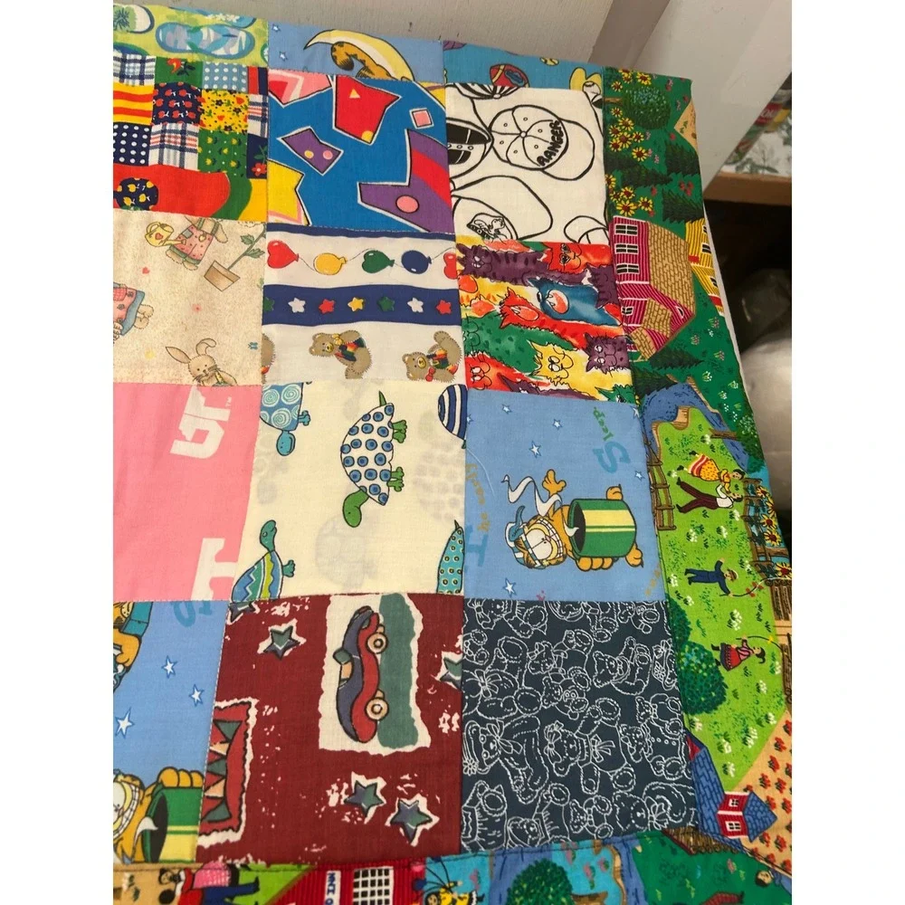 Patchwork Quilt 34x46 Multi Character SpongeBob Garfield Kids